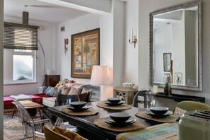 تناول الطعام