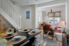 Dining - Boujee, chic city centre house (Oxford)