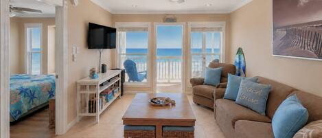 Smart TV, DVD player, books