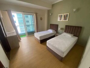 2 bedrooms, WiFi - 5 Star Living in Paramount Tower Hotels & Resorts (Dubai)