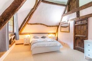 6 Schlafzimmer, WLAN, Bettwäsche