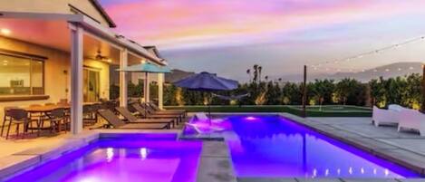 Piscina externa, piscina aquecida