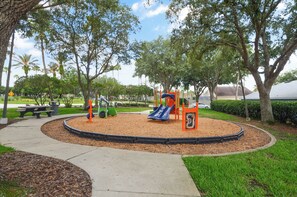 Children’s area - Chic Pool Home, 20 min to Disney (Davenport)