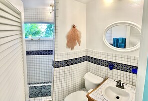 Bathroom - Azul La Mer - Aqua Bay Villas (Cruz Bay)