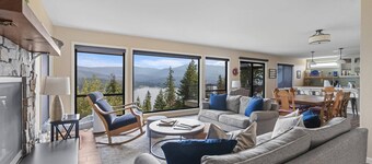 Hayden Escape – Lake Views, Chef’s Kitchen, Outdoor Dining, and Hiking Nearby!