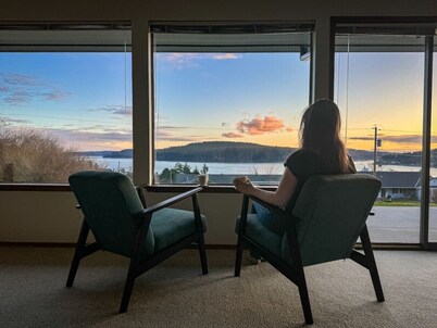 Skagit Bay View, Sunsets, Hot Tub