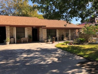 The N.I.C.E. house- Neat, Inviting, Comfortable, Entertaining!