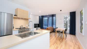 LV200 - One-bedroom Loft | Private kitchen