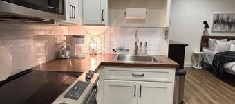 Studio Apartment with Office Space at Lake Guntersville - Scottsboro, AL