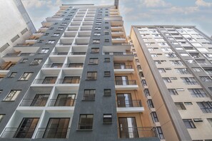 Exterior - Luxury Oasis-2BR Gem in Prime Suburb (Nairobi)