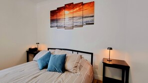 2 bedrooms, iron/ironing board, WiFi, bed sheets