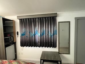 Habitación doble | Escritorio, wifi gratis y ropa de cama