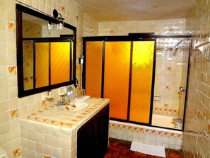 Articles de toilette gratuits, sèche-cheveux