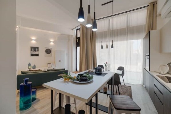 Dining - Loft Ocean by Casêta, downtown Ancona (Ancona)