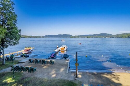 Rustic Retreat Steps Away From the Lake at Stiefvater's Lakeside Cottages!