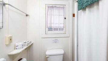 Douche, serviettes fournies