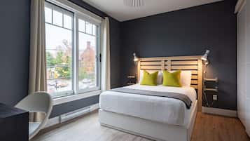 1 Schlafzimmer, Schreibtisch, Bügeleisen/Bügelbrett, Reisekinderbett