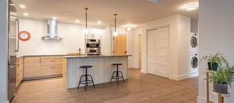 Suite 203 - 470 Main