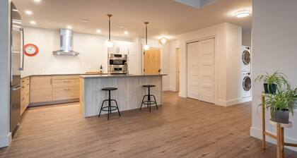 Suite 203 - 470 Main