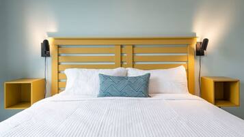 2 chambres, bureau, fer et planche à repasser, lit de bébé portatif