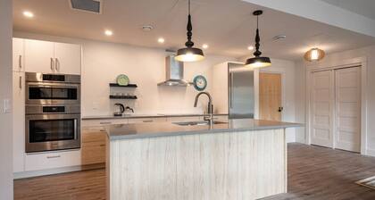 Suite 301 - 470 Main