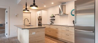 Suite 301 - 470 Main