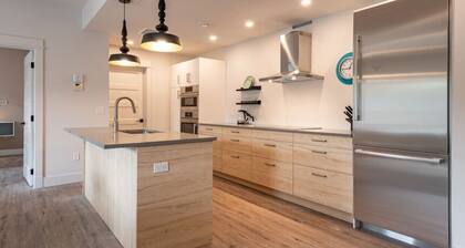 Suite 301 - 470 Main