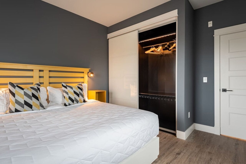 Suite 302 470 Main Wolfville Vrbo