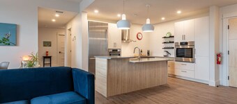 Suite 204 - 470 Main