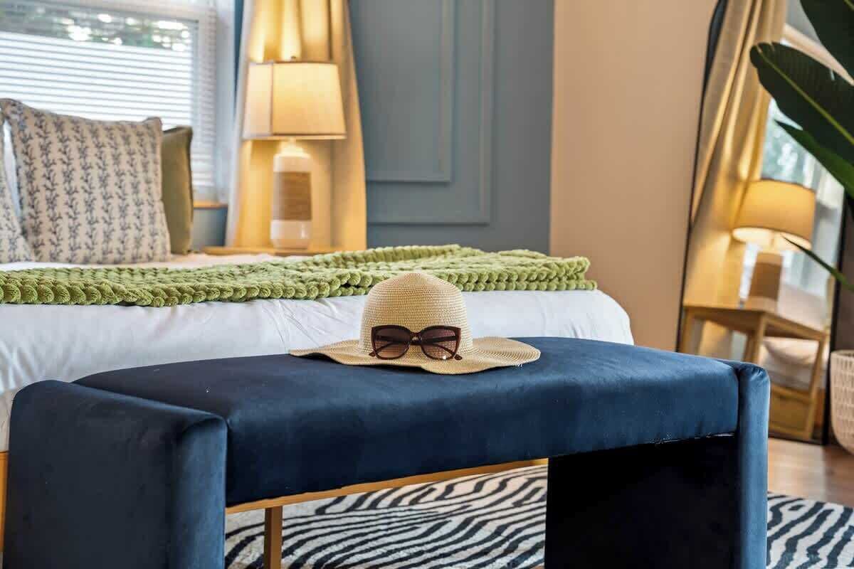 5 soverom, strykejern/-brett, wi-fi og sengetøy