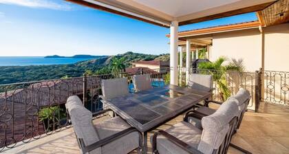 Well appointed 3 bedroom Condo with Expansive Ocean Views