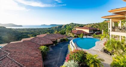 Bay Point 7 • 3 BR Ocean-View Condo • Two Infinity Pools, Playa Panamá - 6 Guests
