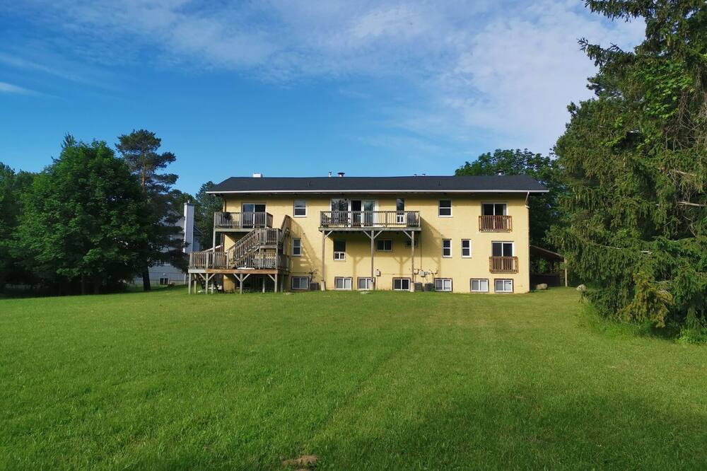 Chalet Blue - “Deer & Bear” (2 chalets, 10 bedrooms, sleeps 24)