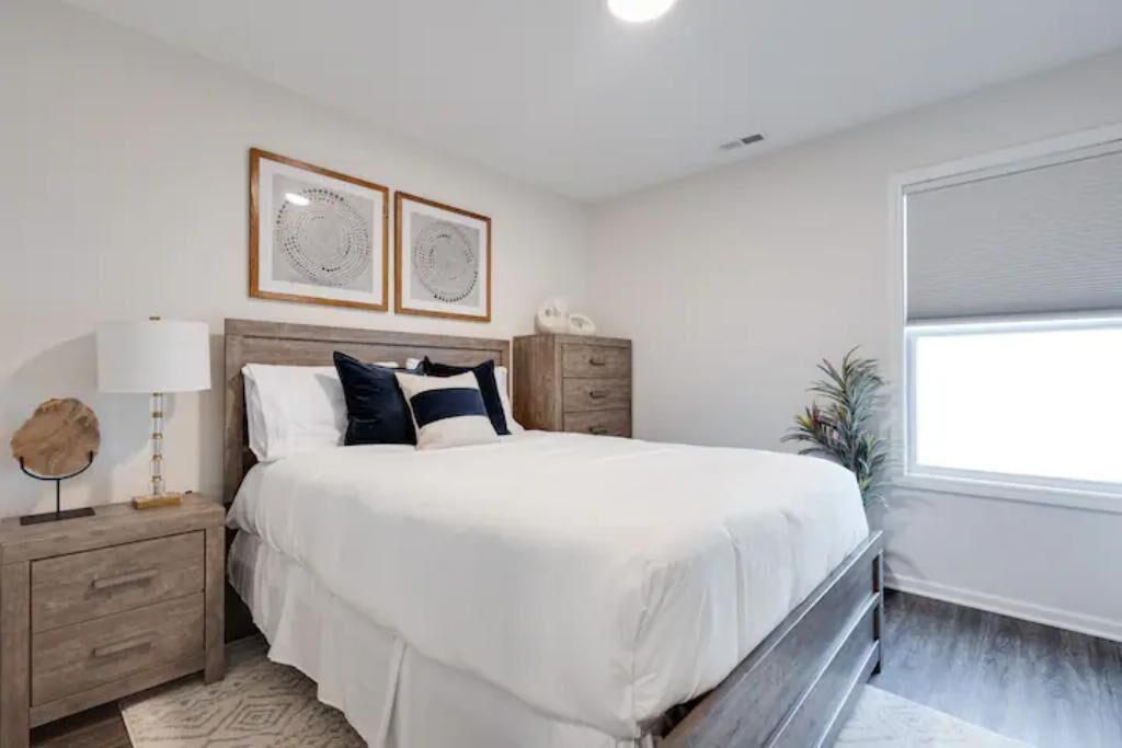 4 chambres, bureau, Wi-Fi, draps fournis
