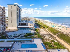 On the beach - Beachfront-Panoramic Ocean and Bay Views-
Newly renovated-Prime location w/pool. (Ocean City)