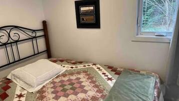 2 bedrooms, free WiFi, bed sheets