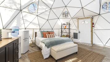 1 dormitorio y ropa de cama
