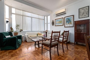 Apartment | 2 bedrooms - 7 Minutes From Ipanema Beach Bt302 (Rio de Janeiro)