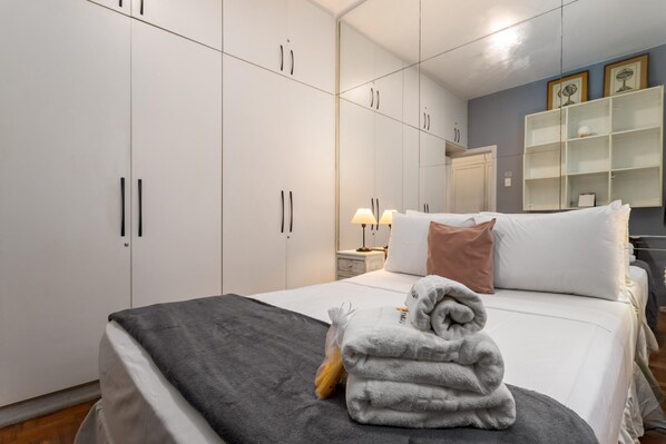 Apartment | 2 bedrooms - 7 Minutes From Ipanema Beach Bt302 (Rio de Janeiro)