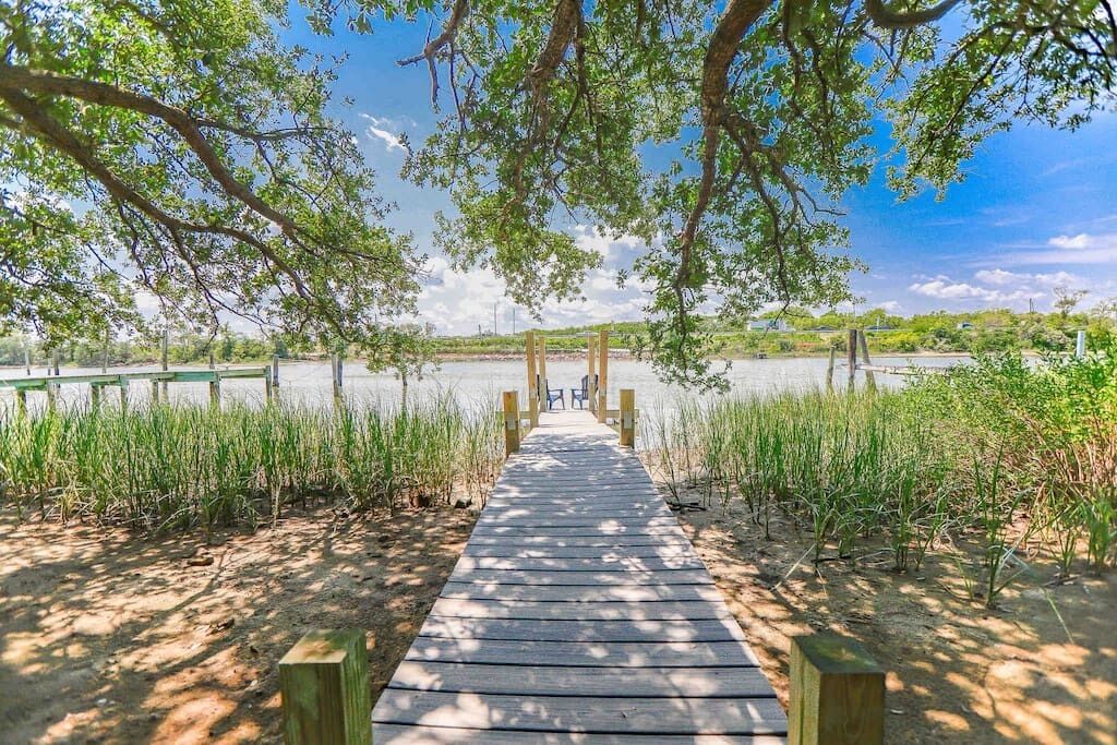 Bay Oak Beach Cottage