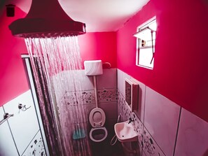 Shower, towels
