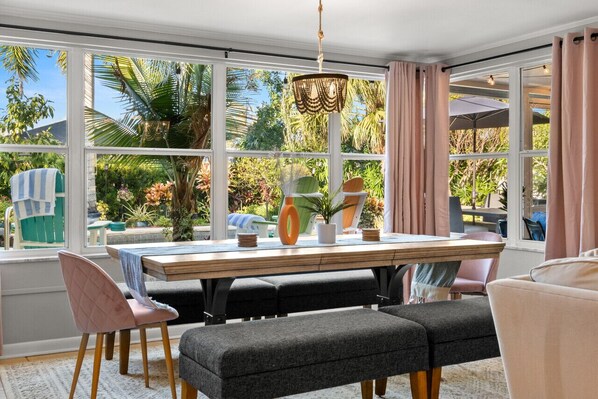 Dining - Clearwater Heated Pool Home Oasis <15 min to Beach (Clearwater)