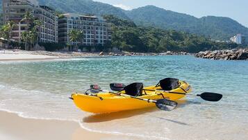 Sun loungers, beach towels