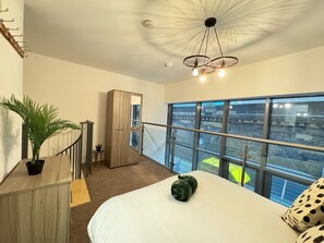 2 soverom, strykejern/-brett, reiseseng for barn og wi-fi