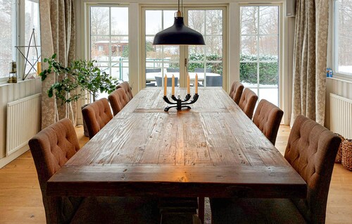 Gorgeous home in Hjärnarp with WiFi