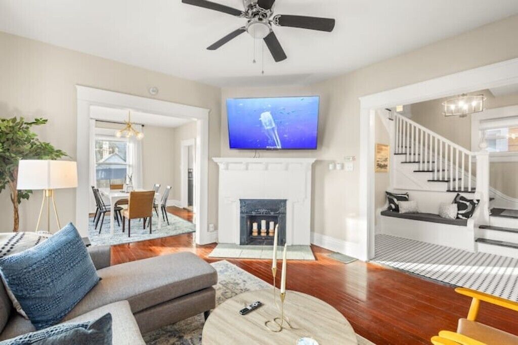 TV connectée, table de tennis de table