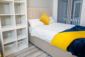 Basic Room | Bathroom - Kunda House Coventry Road (Birmingham)