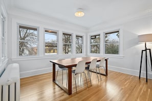 House, Multiple Beds, Patio, City View (Colfax Commons) | Dining