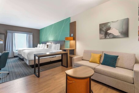 Comfort Suites Gatlinburg Downtown Convention Center - Image 90