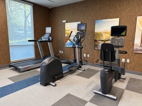 Comfort Suites Gatlinburg Downtown Convention Center - Image 36